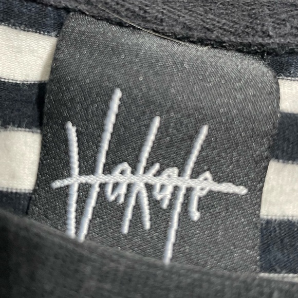 Adult Medium Vakate horizontal stripe black & white loose fit long sleeve - Picture 6 of 7